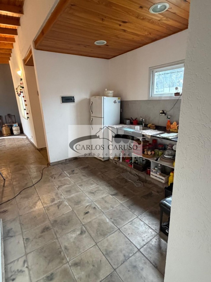 Casa en Venta- Varvello y Beltran