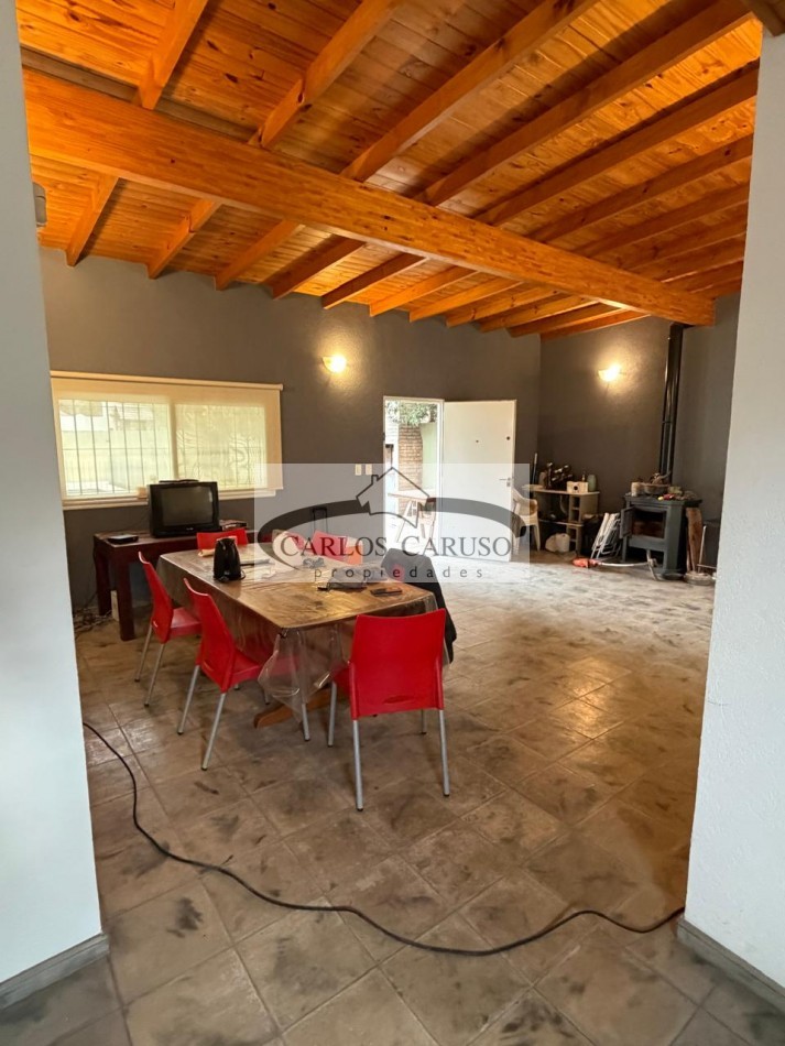 Casa en Venta- Varvello y Beltran
