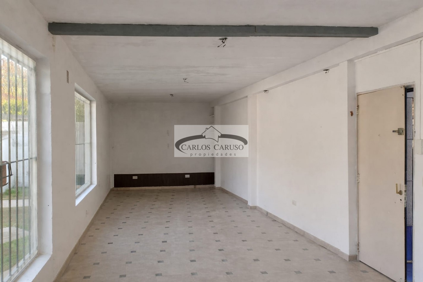Casa en Venta- Mendoza entre Solis y Lobos