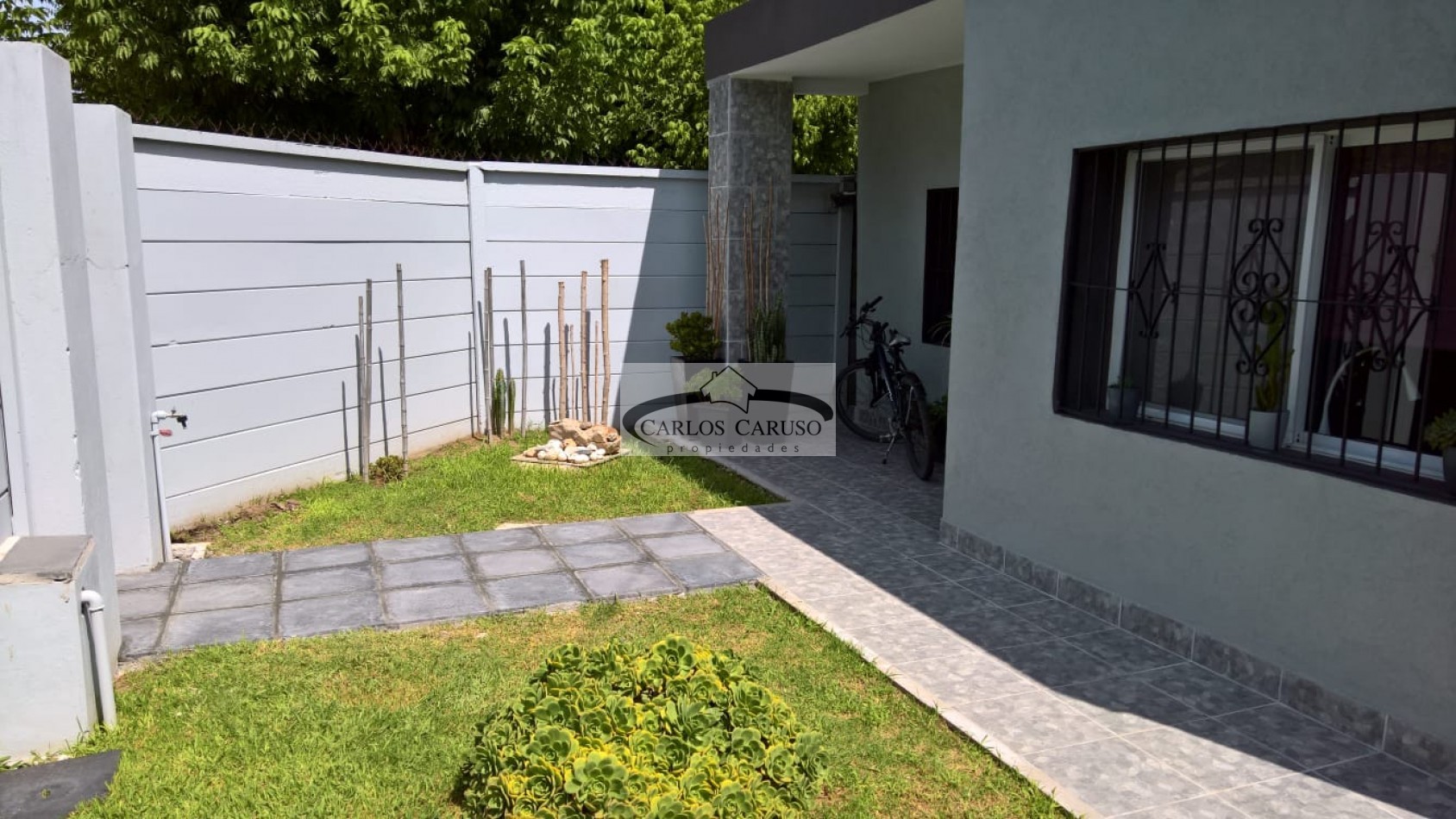Casa en Venta- P. L. Varvello y J. M. Cortez