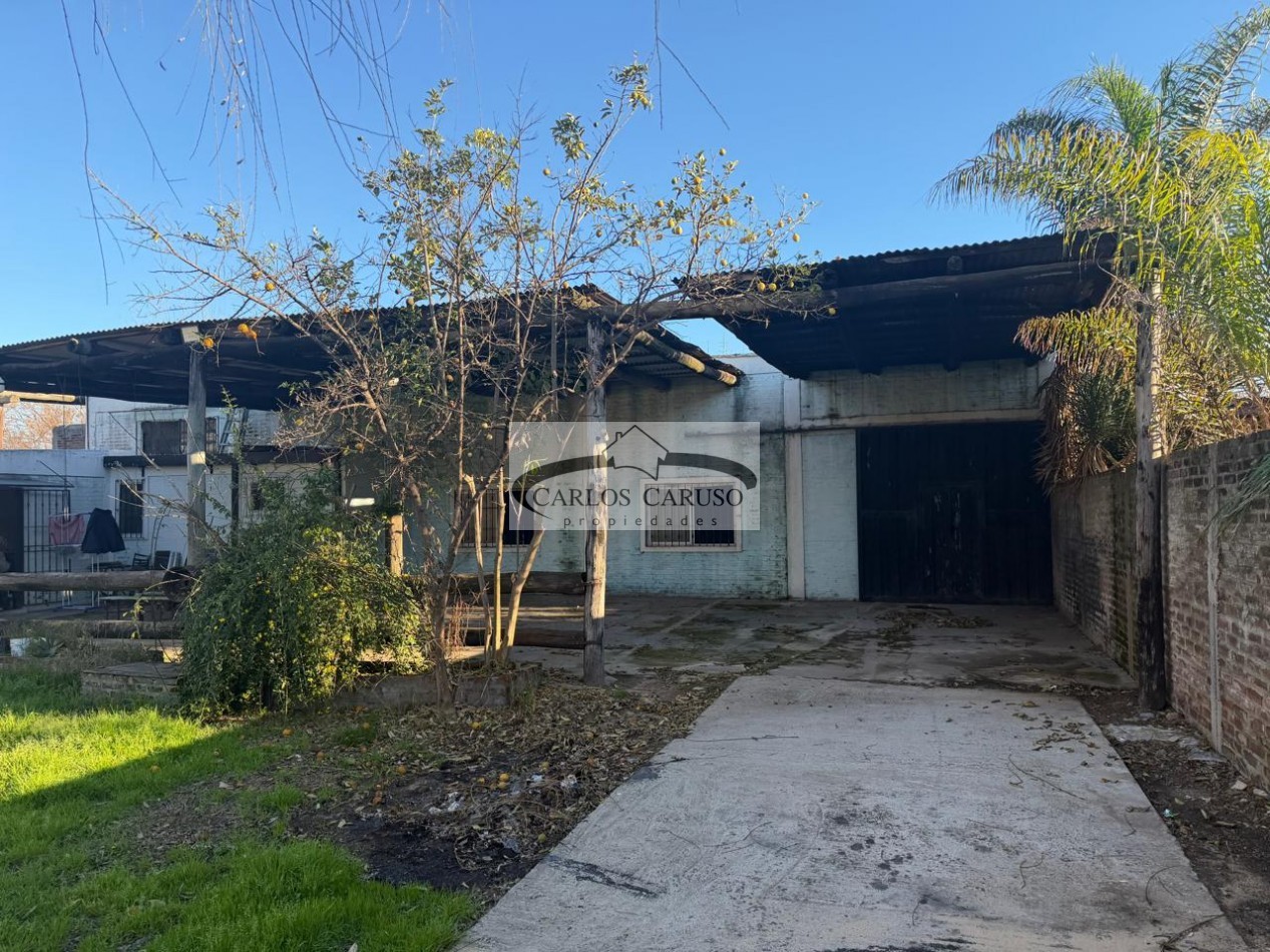 Galpon en Venta- Santa Maria e Dean Funes y Vicente Lopez