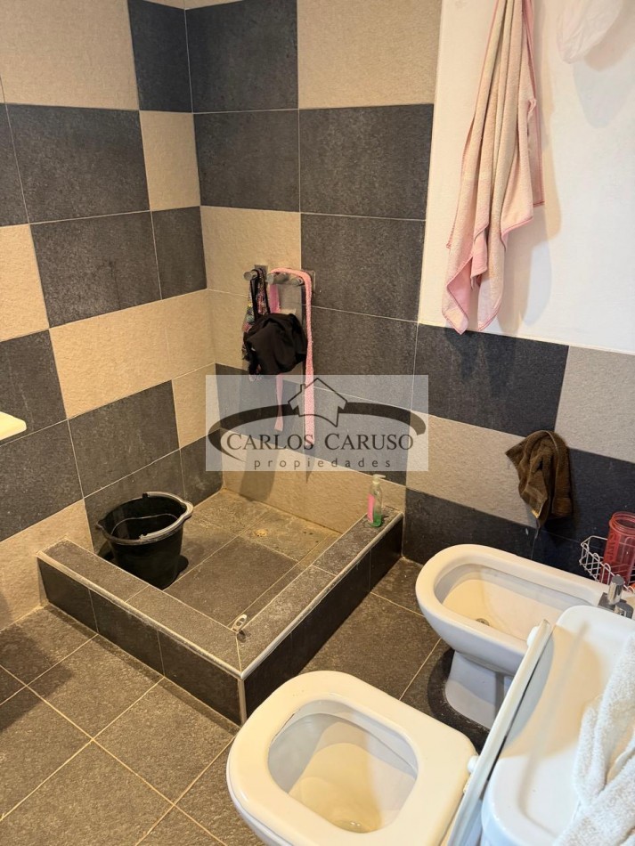 Casa en Venta- Varvello y Beltran