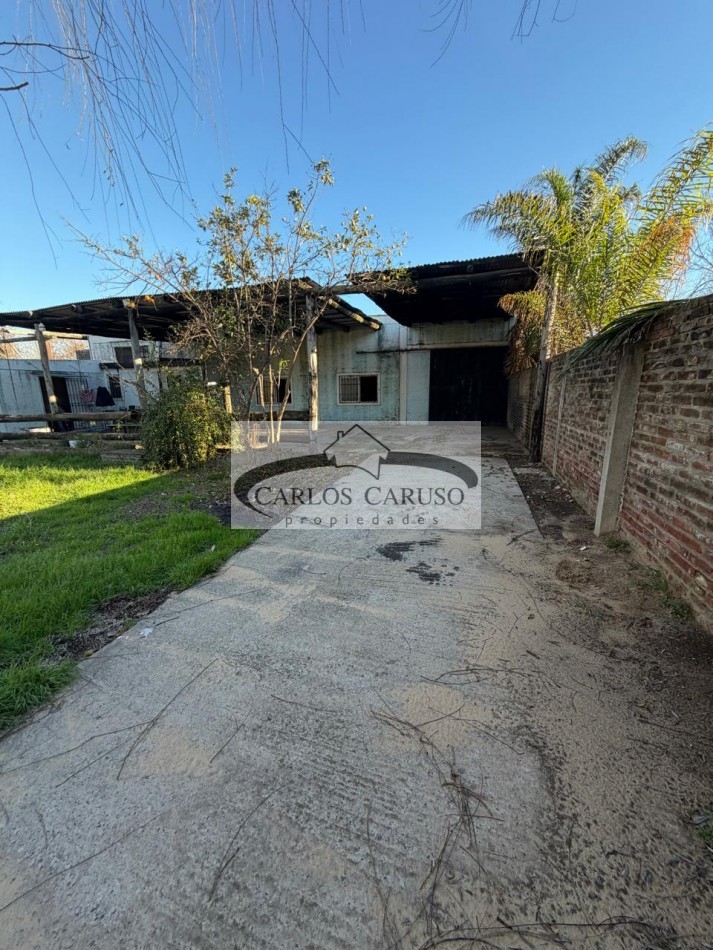Galpon en Venta- Santa Maria e Dean Funes y Vicente Lopez