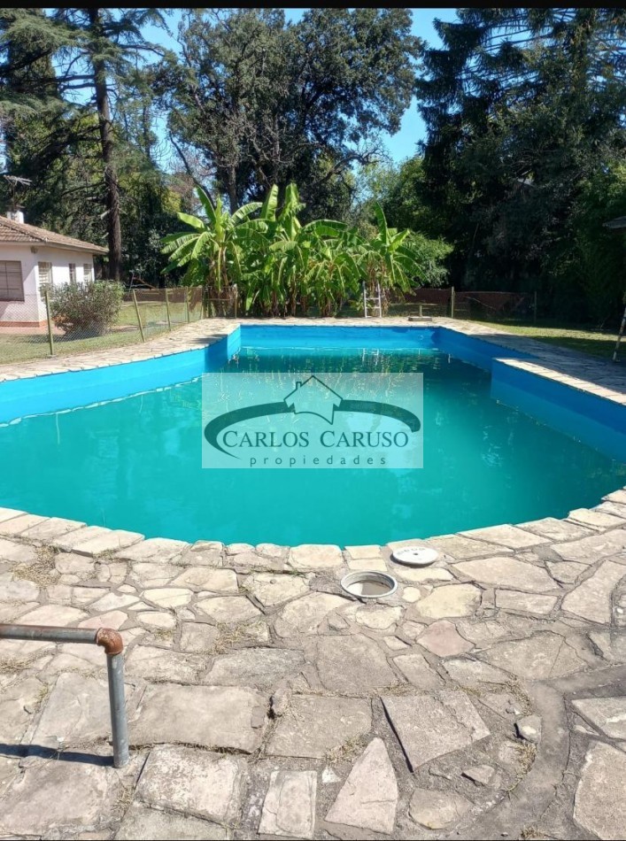 Casa Quinta en Venta- Mendoza y Solis
