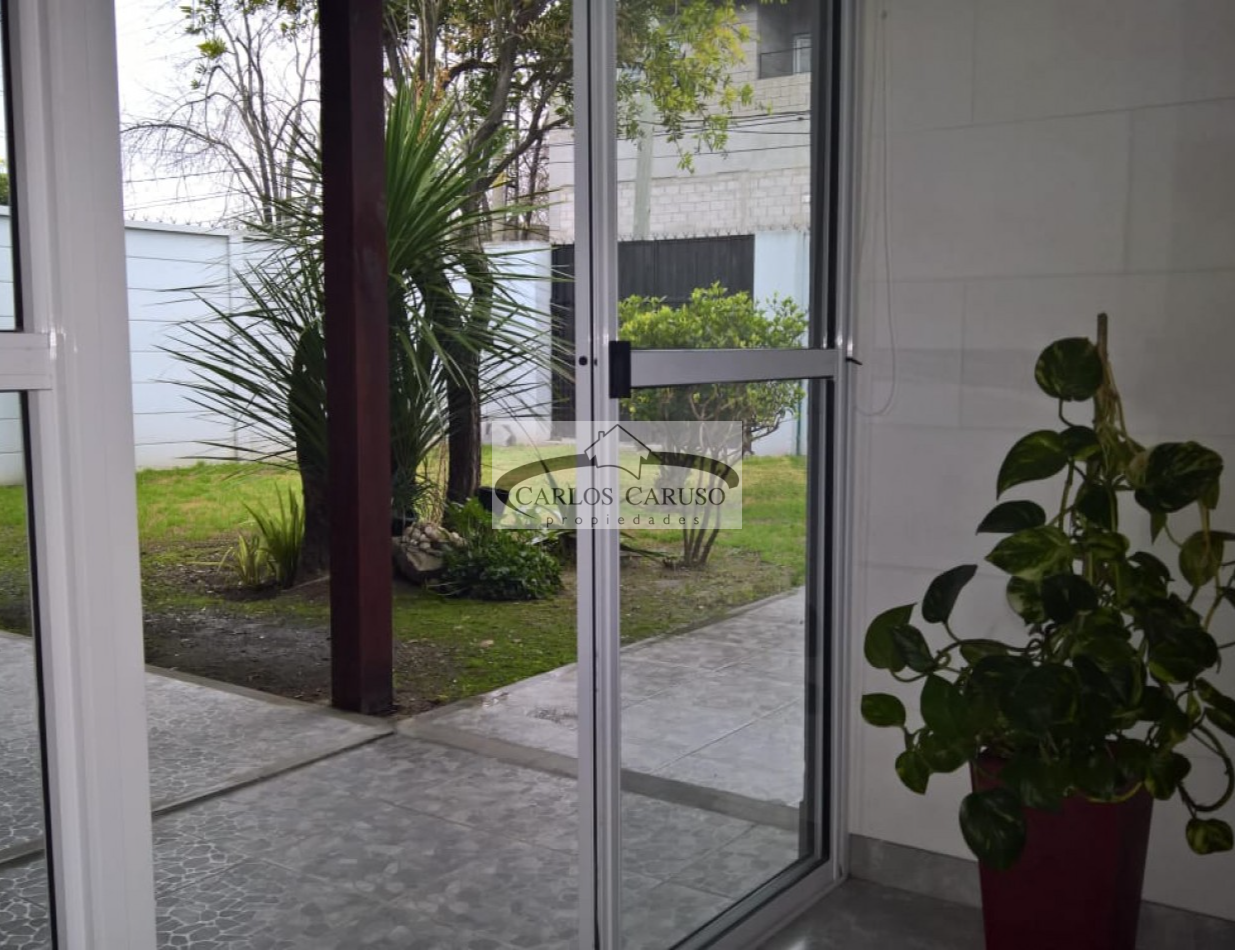 Casa en Venta- P. L. Varvello y J. M. Cortez