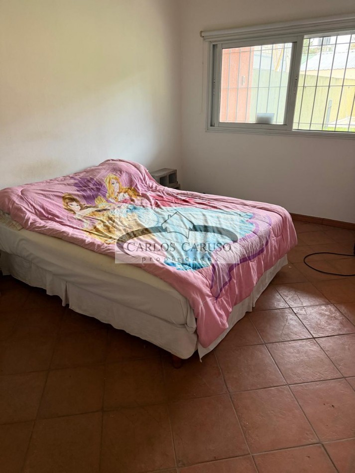 Casa en Venta- Varvello y Beltran