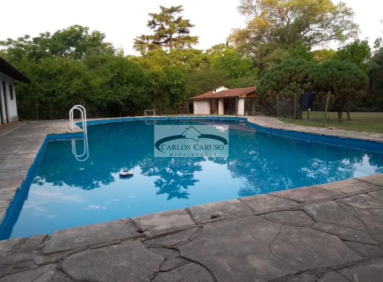 Casa Quinta en Venta- Mendoza y Solis