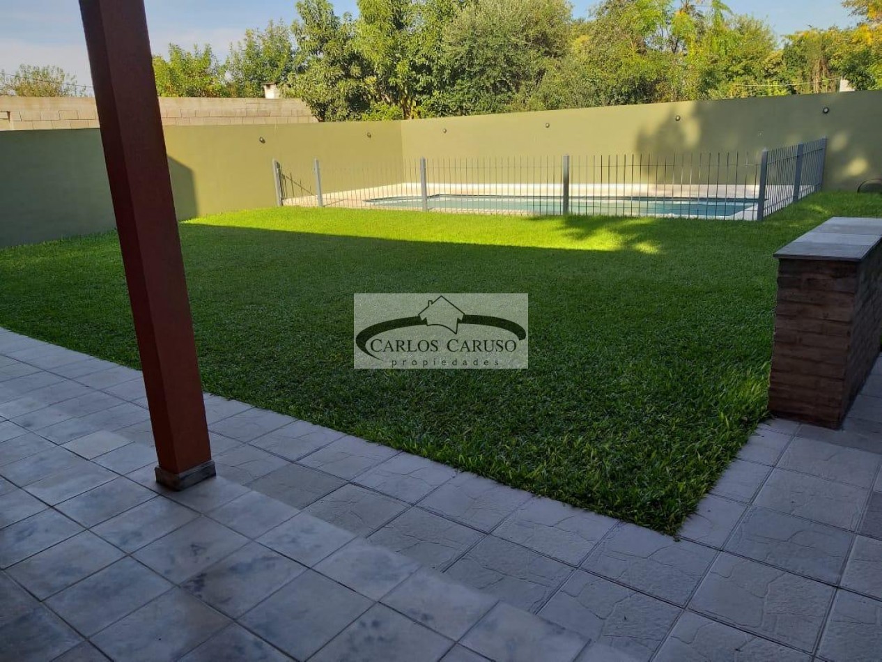 Casa en Venta- Varvello y Beltran