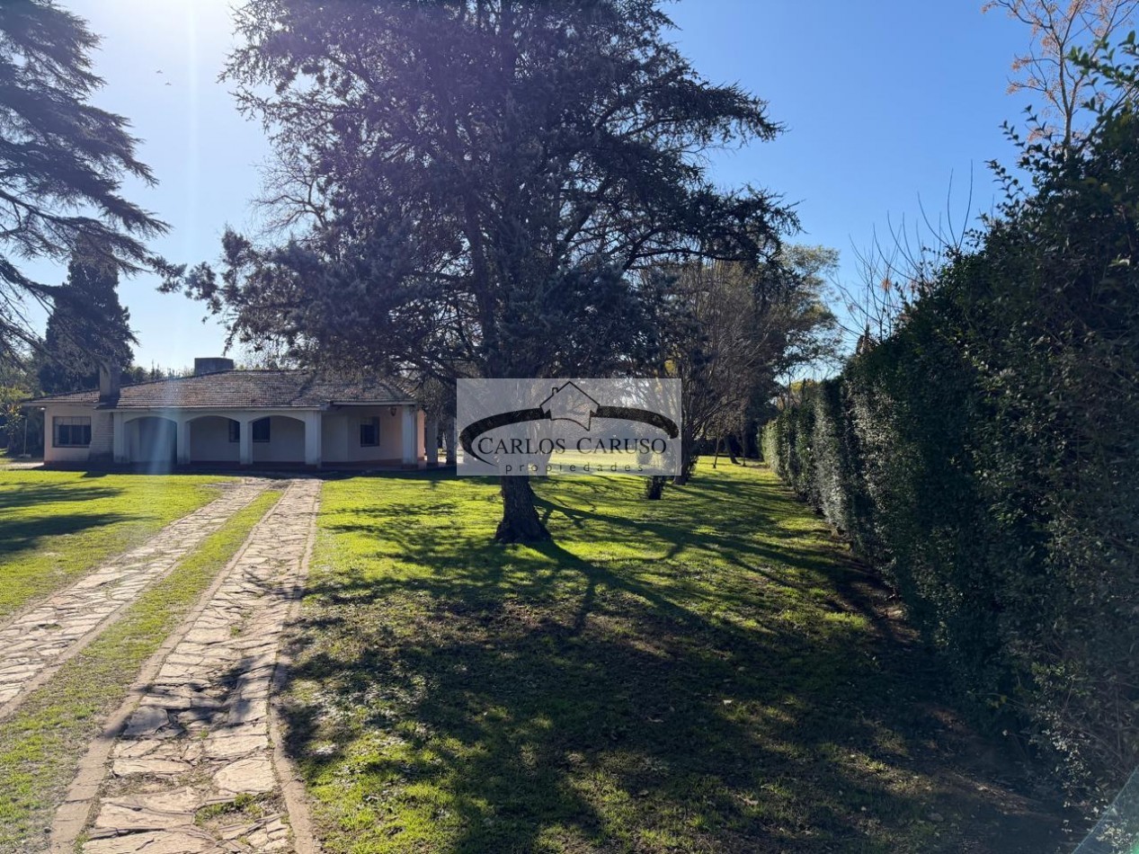 Casa Quinta en Venta- Mendoza y Solis